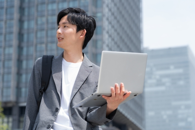 20代未経験からIT業界に転職！IT業界の魅力や転職活動時にやるべきことを解説